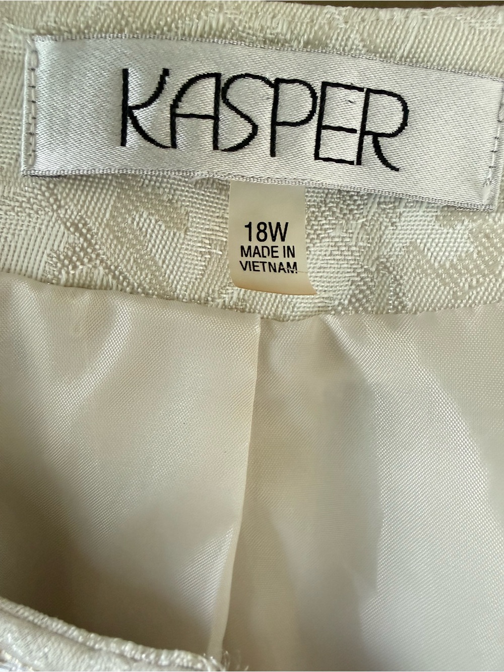 Kasper White Jacquard Brocade Beaded Open Front Dressy Blazer Jacket 18W - Picture 9 of 10
